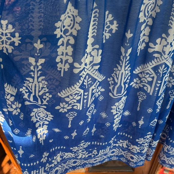 NWT Gorgeous Blue and White Maxi Dress - Picture 2 of 8